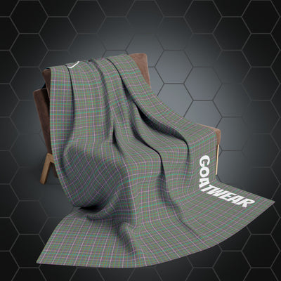 Arctic Fleece Blanket: Neo-Plaid